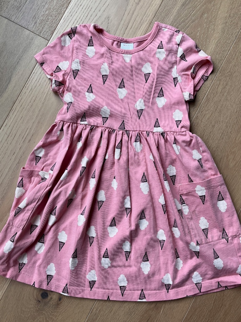 NWOT Hannah Andersson playground dress (size 6/7)